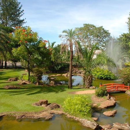 Lacqua Diroma Hotel Com Parque Aquatico 24 Horas Caldas Novas Ngoại thất bức ảnh