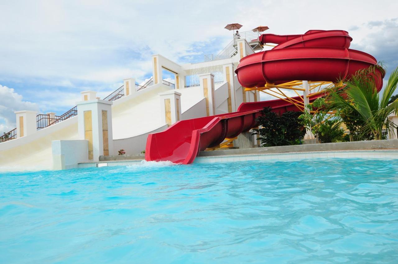 Lacqua Diroma Hotel Com Parque Aquatico 24 Horas Caldas Novas Ngoại thất bức ảnh