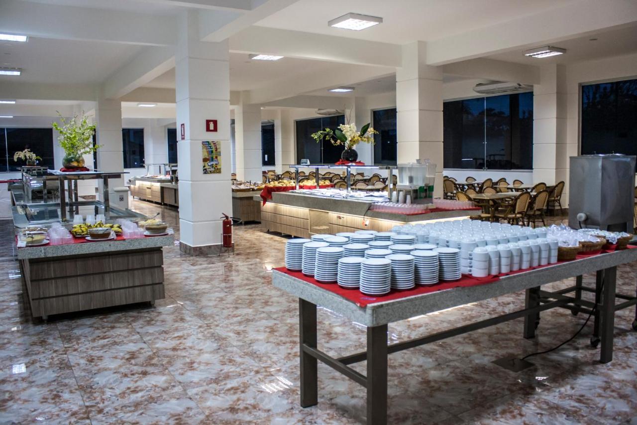 Lacqua Diroma Hotel Com Parque Aquatico 24 Horas Caldas Novas Ngoại thất bức ảnh