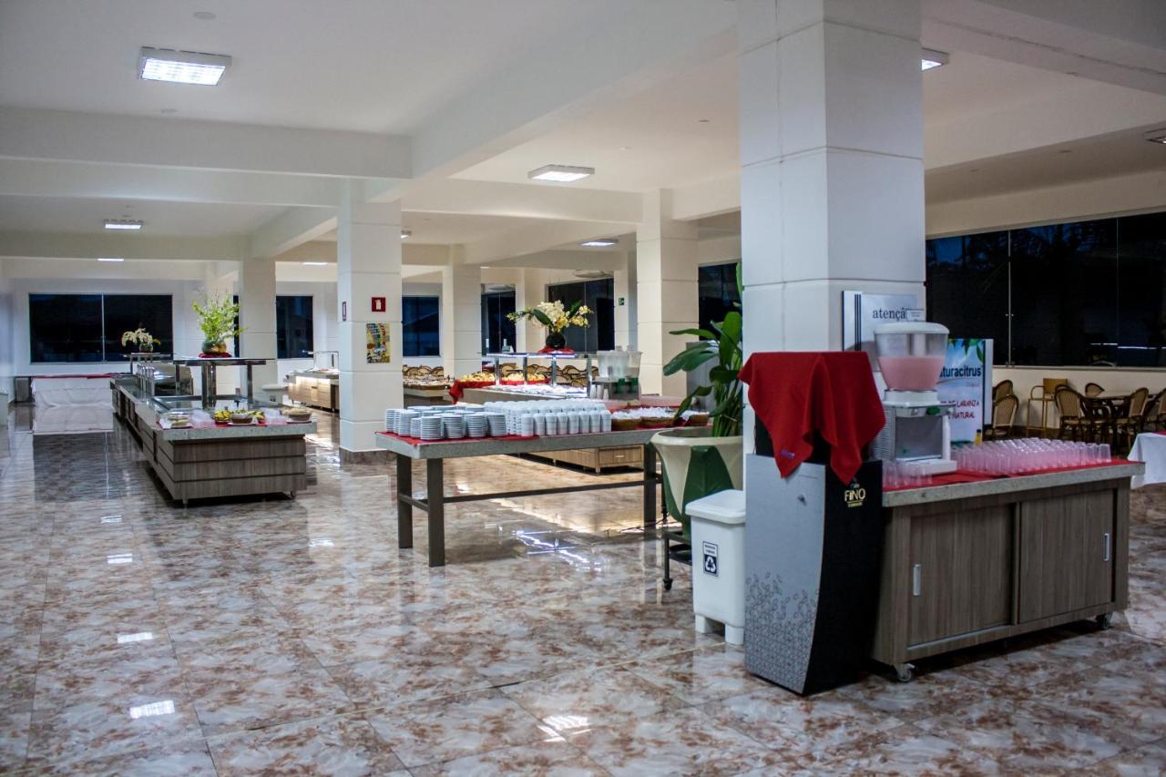 Lacqua Diroma Hotel Com Parque Aquatico 24 Horas Caldas Novas Ngoại thất bức ảnh
